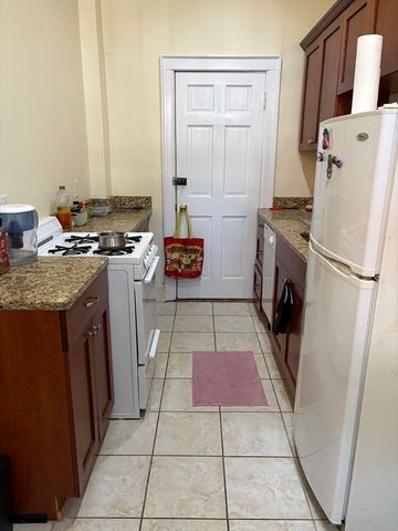 247 Chestnut Hill Ave 3, Boston, MA 02135