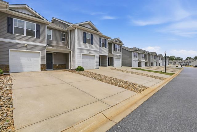 1144 S Norwhich Lane, Spartanburg, SC 29301