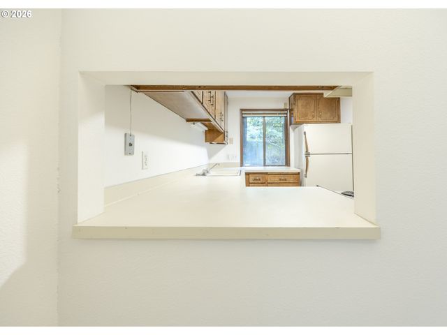 2671 WOODSTONE Pl, Eugene, OR 97405