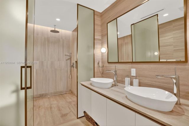 5775 Collins Avenue 405, Miami Beach, FL 33140