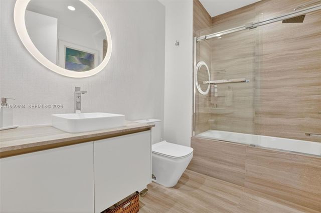 5775 Collins Avenue 405, Miami Beach, FL 33140