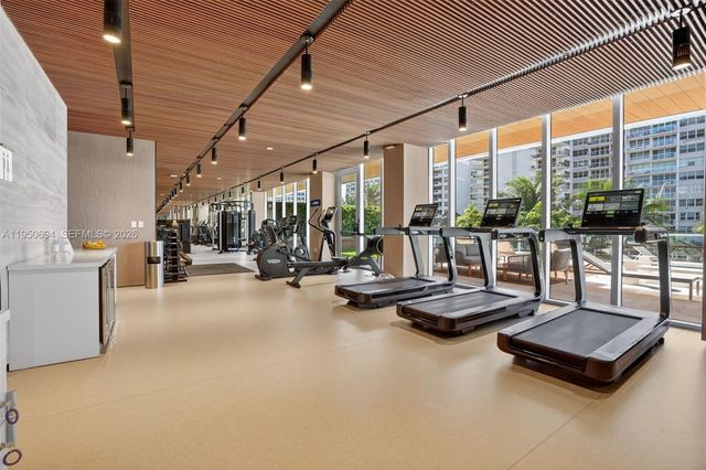 5775 Collins Avenue 405, Miami Beach, FL 33140