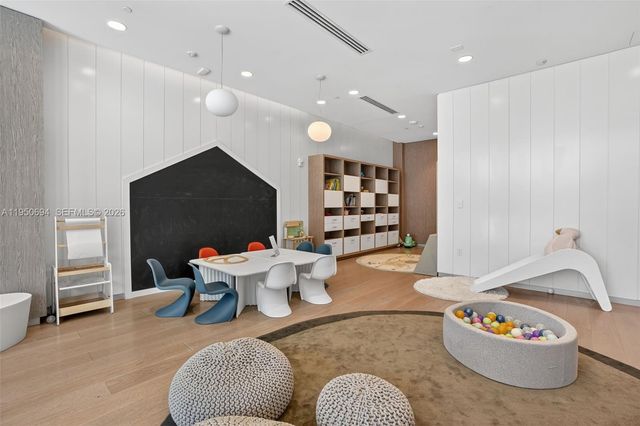 5775 Collins Avenue 405, Miami Beach, FL 33140