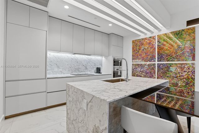 5775 Collins Avenue 405, Miami Beach, FL 33140