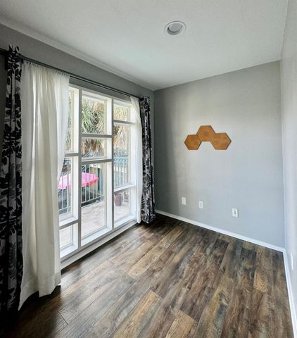 3502 Burlington Street 12, Houston, TX 77006