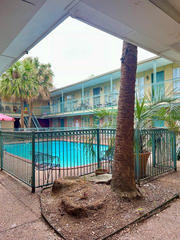 3502 Burlington Street 12, Houston, TX 77006
