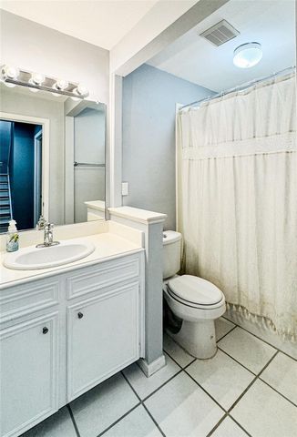3502 Burlington Street 12, Houston, TX 77006