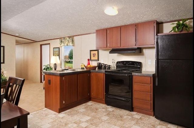 406 County Road 3415, Cleveland, TX 77327