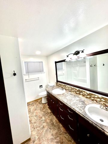 12123 E 22nd Ave, Spokane Valley, WA 99206
