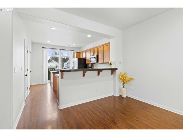 10923 Sw SAGE Ter, Portland, OR 97223