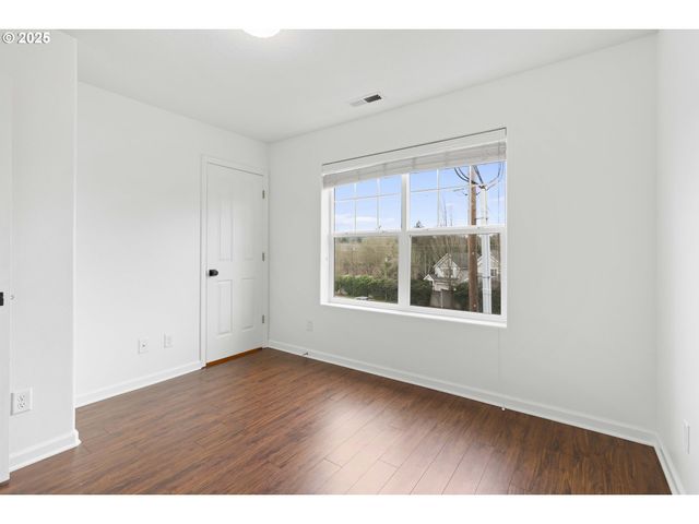 10923 Sw SAGE Ter, Portland, OR 97223