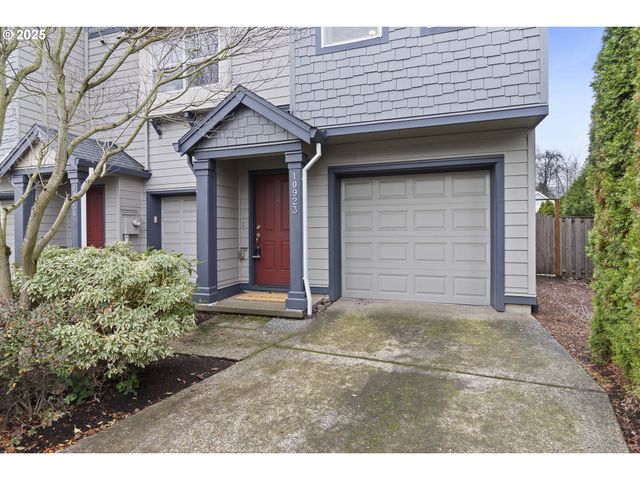 10923 Sw SAGE Ter, Portland, OR 97223