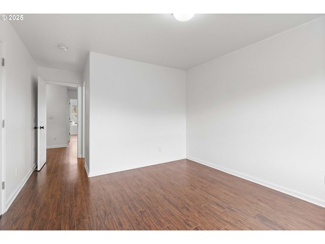 10923 Sw SAGE Ter, Portland, OR 97223