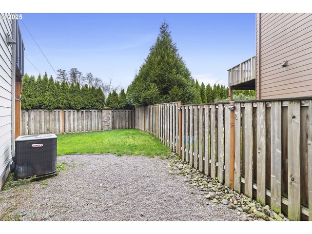 10923 Sw SAGE Ter, Portland, OR 97223