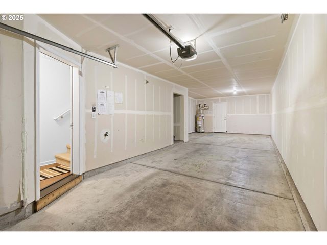 10923 Sw SAGE Ter, Portland, OR 97223