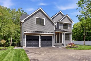 174 Winn St, Burlington, MA 01803