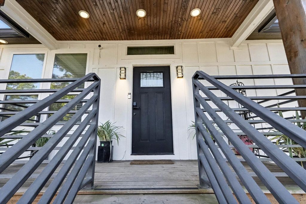 3442 Noah Street, Houston, TX 77021