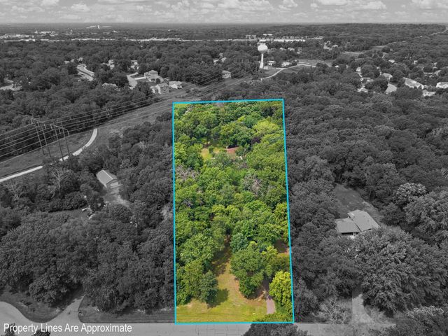 19472 Ulysses Street NW, Elk River, MN 55330