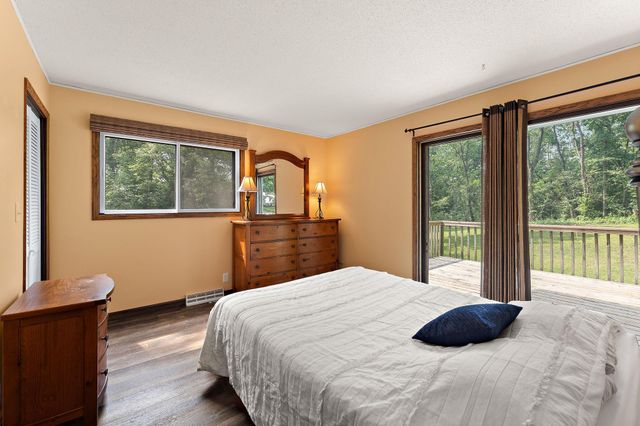 19472 Ulysses Street NW, Elk River, MN 55330