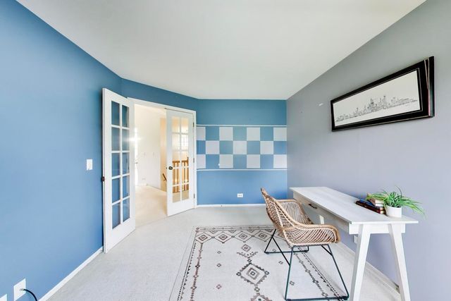 2802 Gilcrest Court, Schaumburg, IL 60193