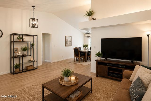 409 W MCNAIR Street, Chandler, AZ 85225