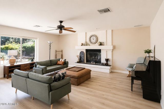 409 W MCNAIR Street, Chandler, AZ 85225