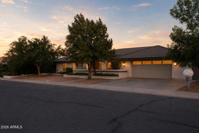 409 W MCNAIR Street, Chandler, AZ 85225