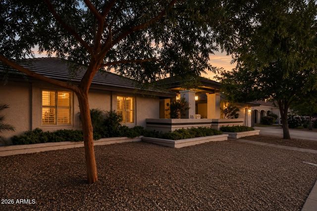 409 W MCNAIR Street, Chandler, AZ 85225