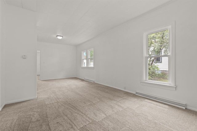 926 DOVE STREET, Oshkosh, WI 54902