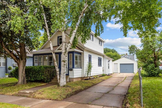 926 DOVE STREET, Oshkosh, WI 54902