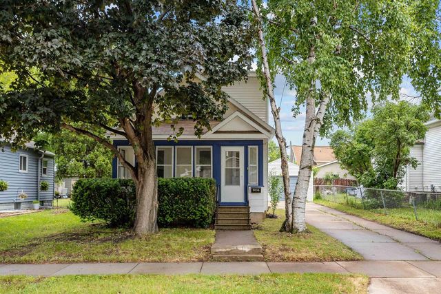 926 DOVE STREET, Oshkosh, WI 54902