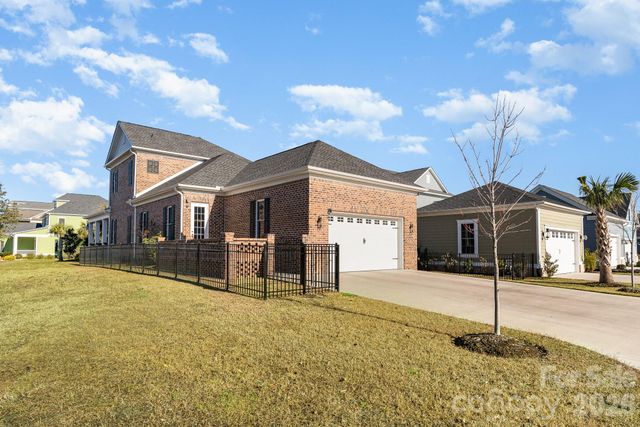 752 Crystal Water Way, Myrtle Beach, SC 29579
