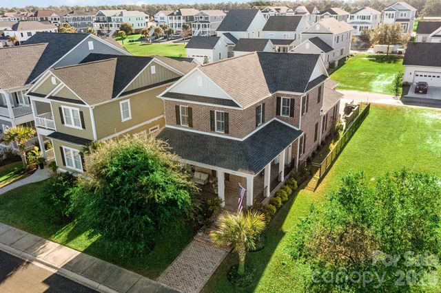752 Crystal Water Way, Myrtle Beach, SC 29579