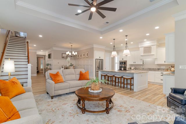 752 Crystal Water Way, Myrtle Beach, SC 29579