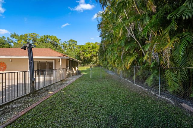 13759 Doubletree Trail, Wellington, FL 33414