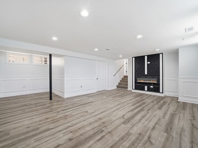 8359 S State Street, Chicago, IL 60619
