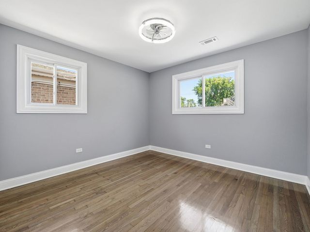 8359 S State Street, Chicago, IL 60619