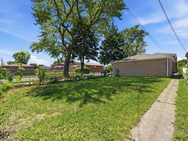 8359 S State Street, Chicago, IL 60619