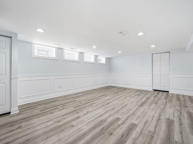 8359 S State Street, Chicago, IL 60619