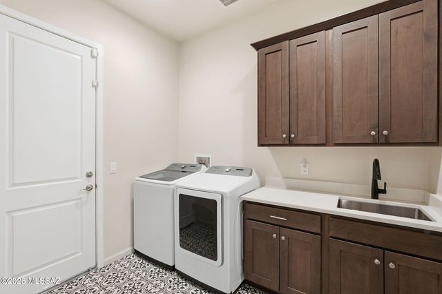 2057 W Revayah Place, Tucson, AZ 85704