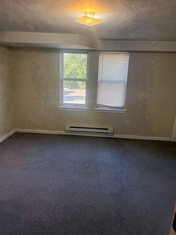 13 Simone 2, Worcester, MA 01604