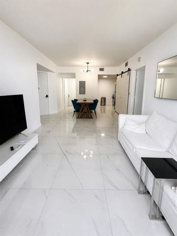 6365 Collins Avenue 811, Miami Beach, FL 33141