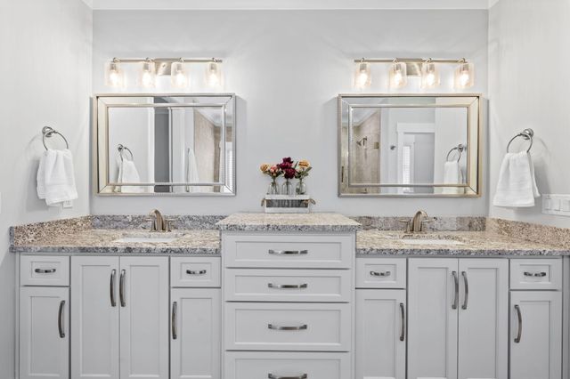 12901 Blakeslee Drive 80, Soddy Daisy, TN 37379