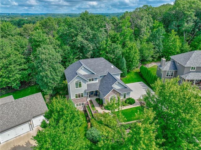 3328 Anric Drive, Eau Claire, WI 54701