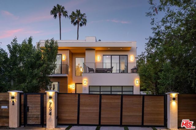 734 N Spaulding Avenue, Los Angeles, CA 90046