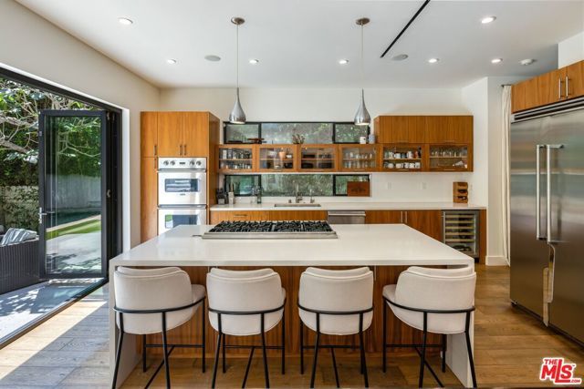 734 N Spaulding Avenue, Los Angeles, CA 90046