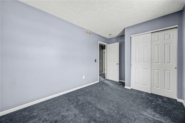 9 Lianne Drive, Greece, NY 14626