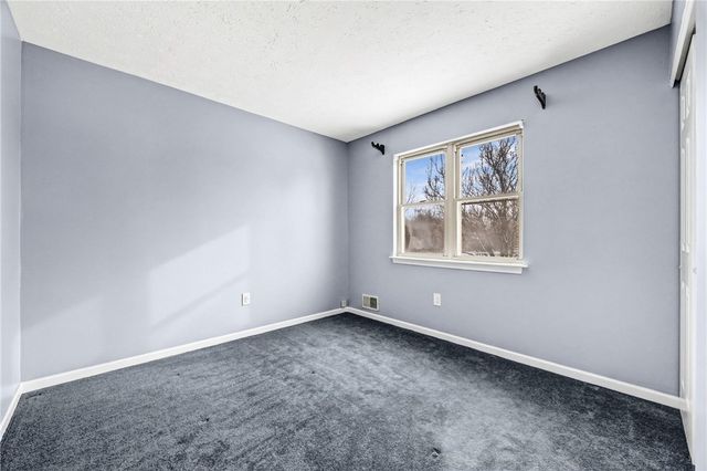 9 Lianne Drive, Greece, NY 14626