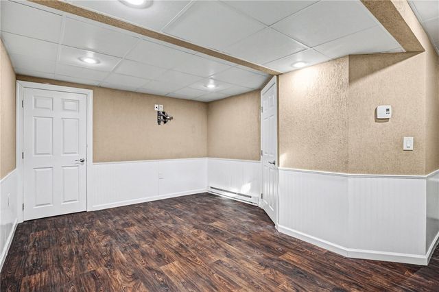 9 Lianne Drive, Greece, NY 14626