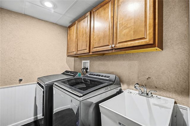 9 Lianne Drive, Greece, NY 14626